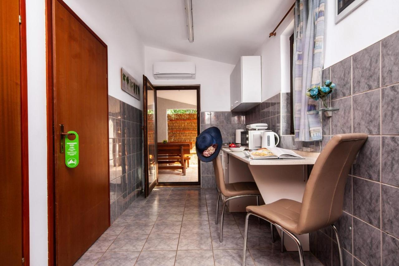 Apartman Tanja Fazana Ngoại thất bức ảnh
