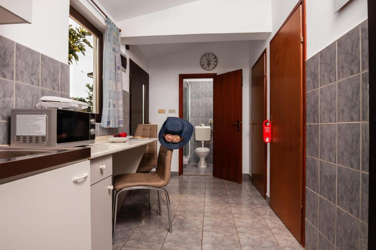 Apartman Tanja Fazana Ngoại thất bức ảnh