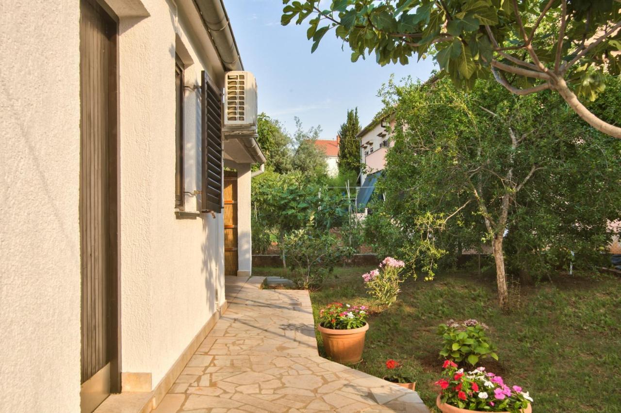 Apartman Tanja Fazana Ngoại thất bức ảnh